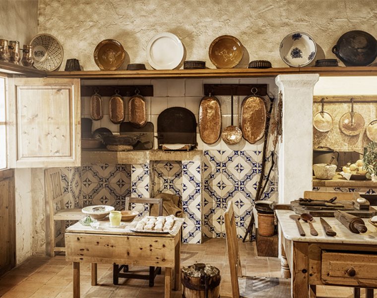 Storia e Evoluzione della Cucina: Cuore della Casa