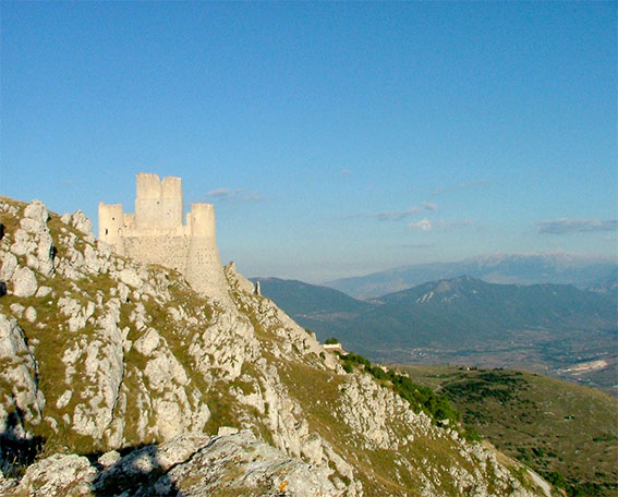 Barisciano: Itinerario Storico da Scoprire