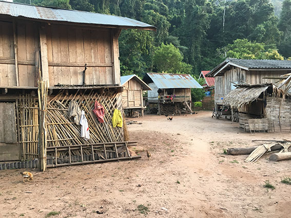 Avventura in Laos: Emozionante Trekking 