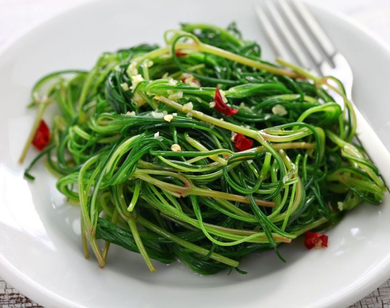 Gli Agretti di primavera sono un tesoro per sapore e benefici. Conosciuti anche come barba di frate, in Abruzzo si chiamano "miniscurd".