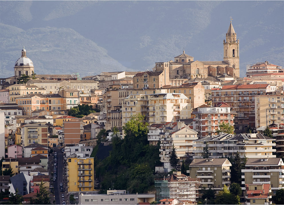 Chieti: Storia e Panorami