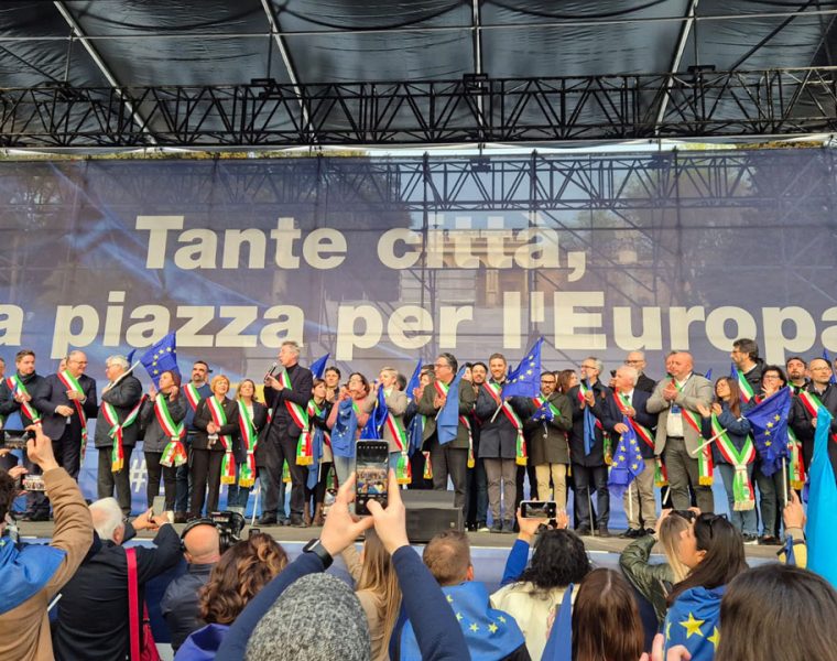 L'Abruzzo in piazza alla manifestazione